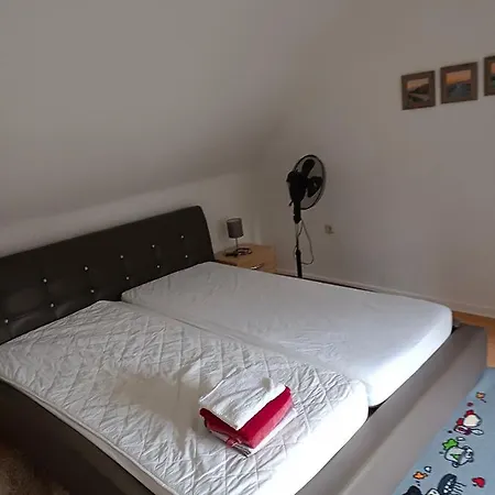 Nette Kuschelige * Μπόχουμ